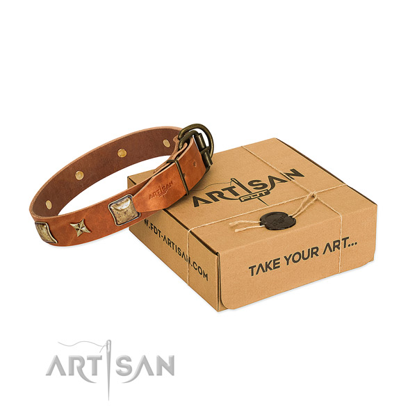 Stylish design full grain leather collar for your lovely doggie