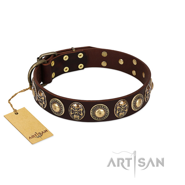 Impressive natural genuine leather dog collar for handy use